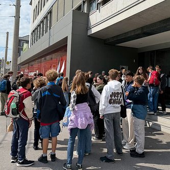 Jugendlich beim Projekttreffen
